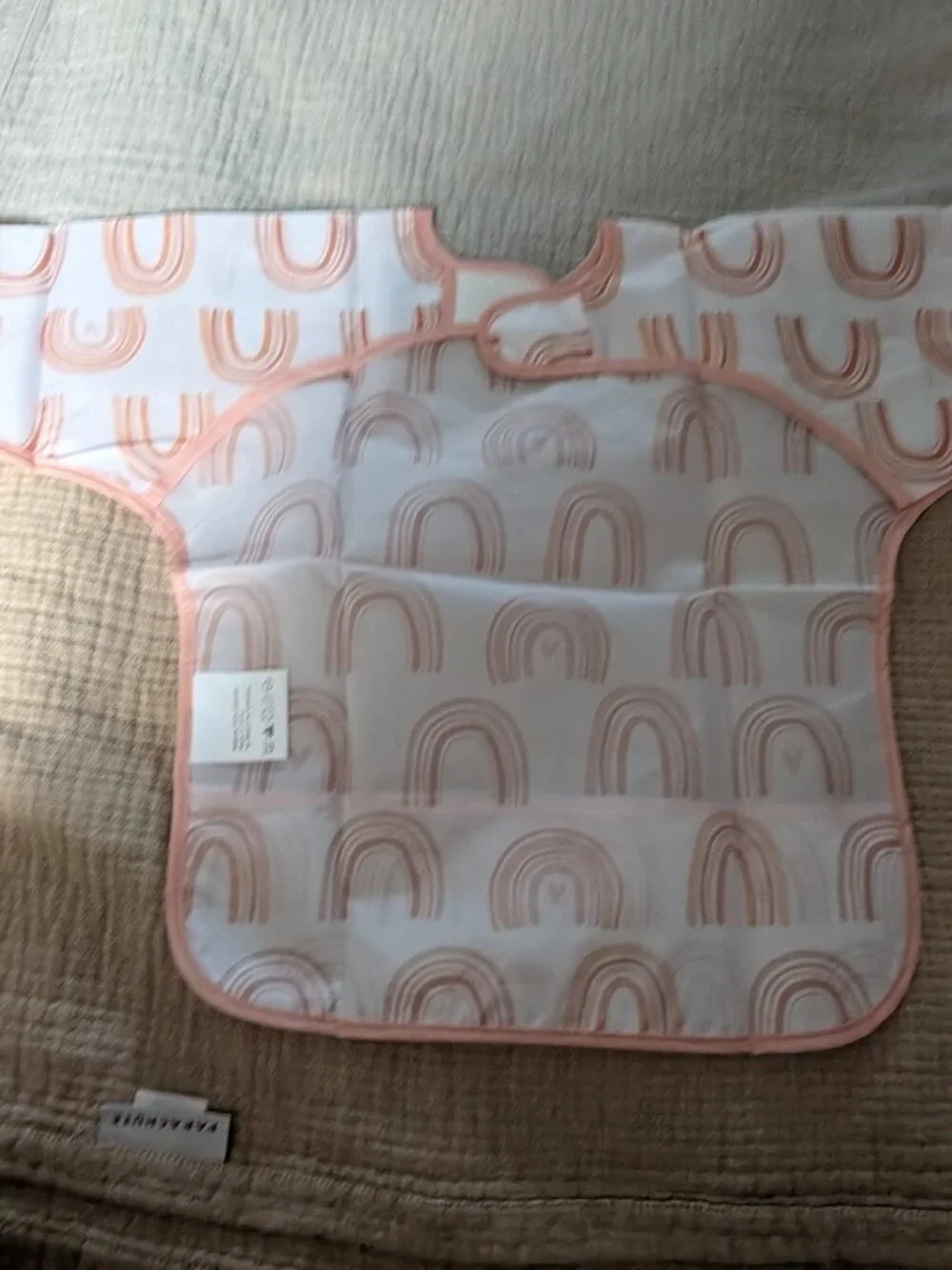 New long-sleeve baby bib / smock bib, rainbow pattern